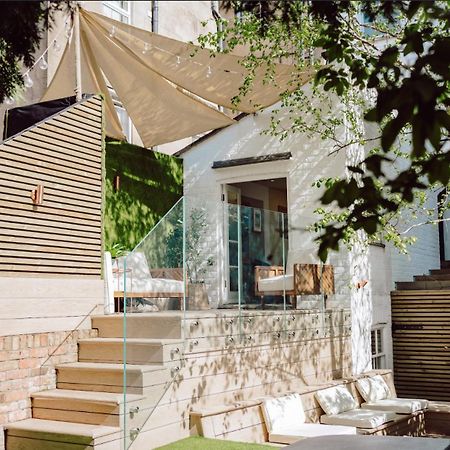 Town Centre Garden Retreat Apartment Cheltenham Exterior photo